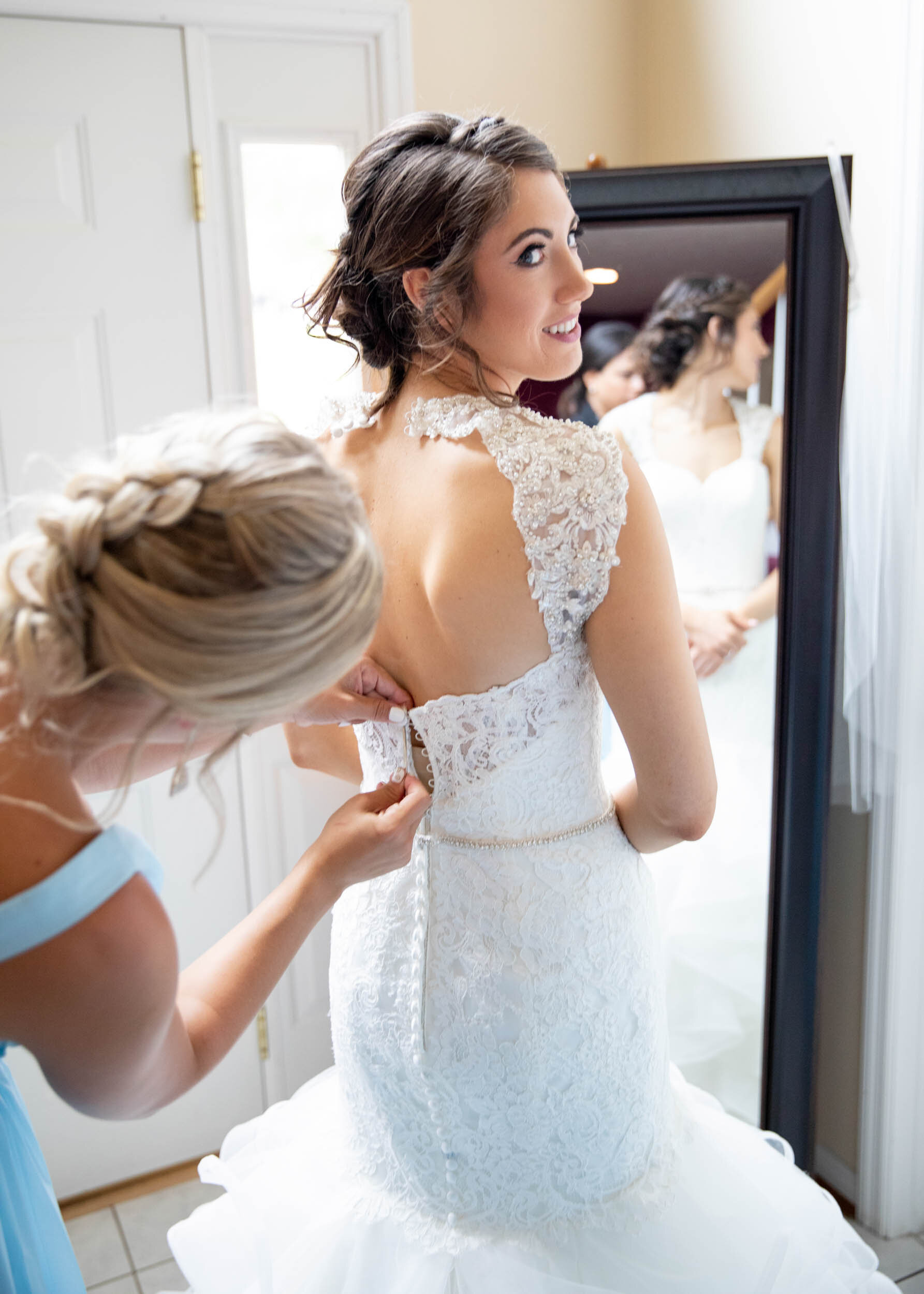 how to pick your wedding dress